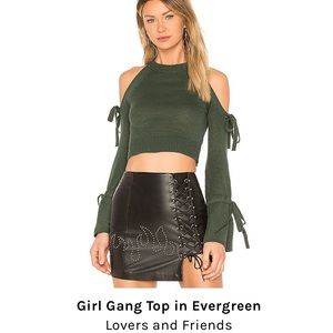 Girl gang top In evergreen